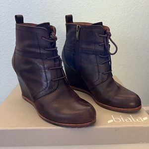 Biala brown boots
